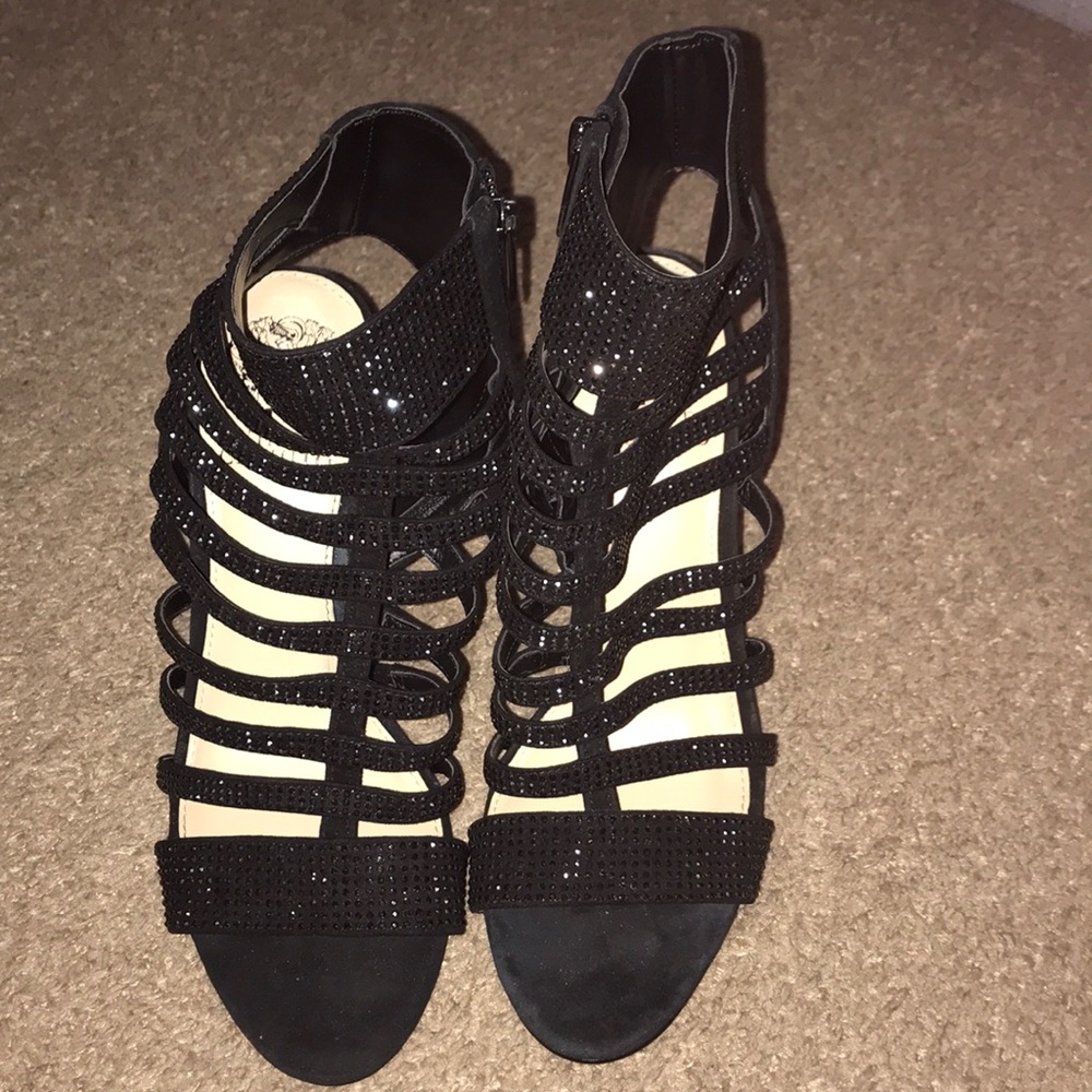 Vince Camuto 7